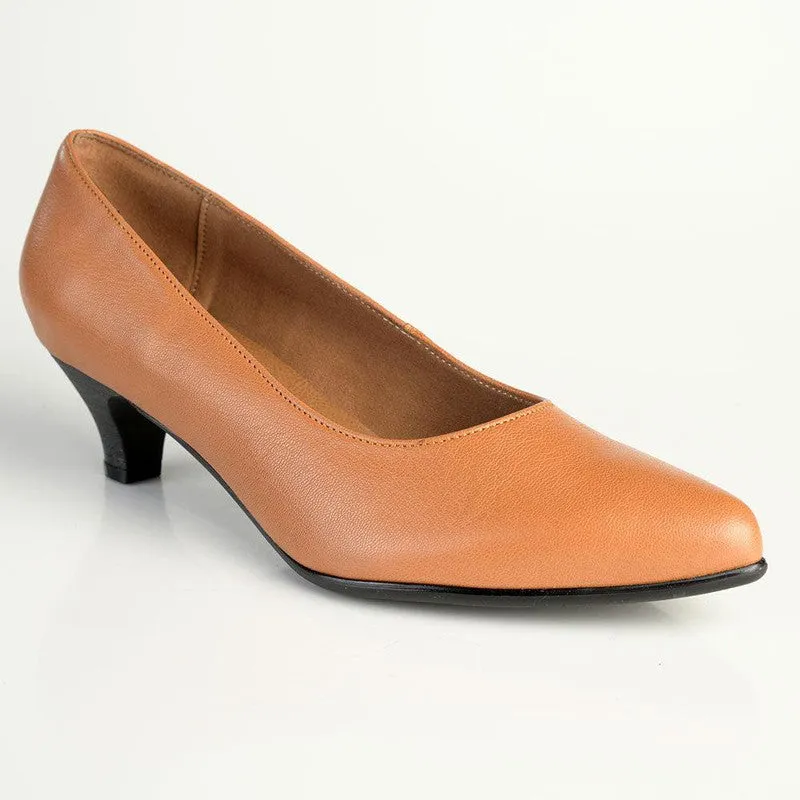 Froggie Spring Leather Penny Court Heel - Tan