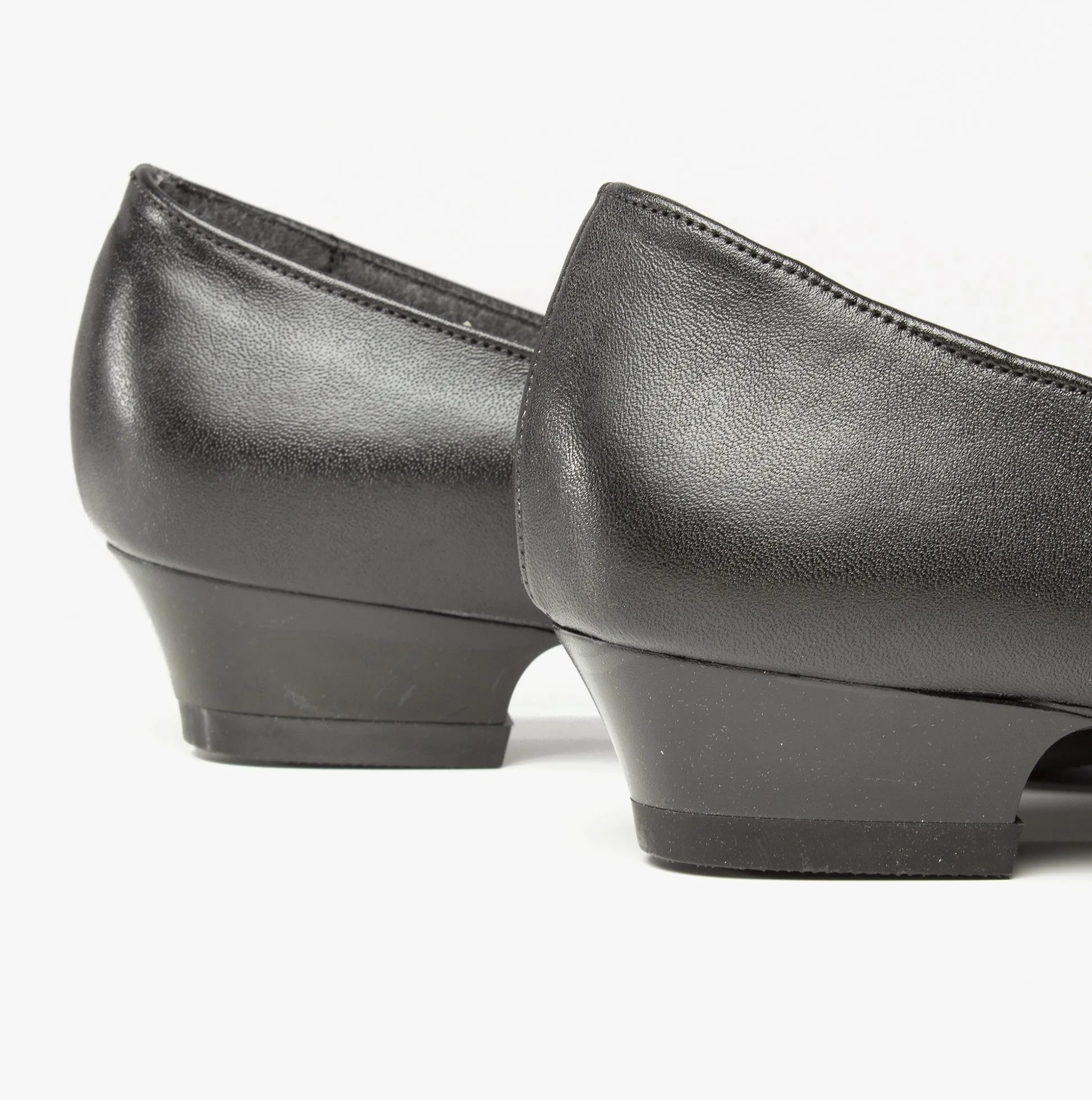 FS96 Ladies Leather Safety Court Shoes Black