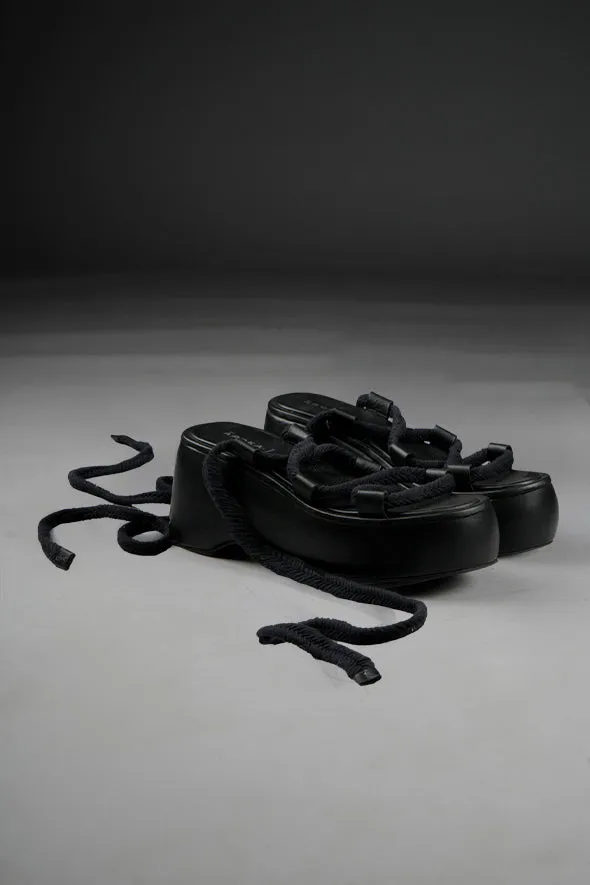 Medusa Low in Black