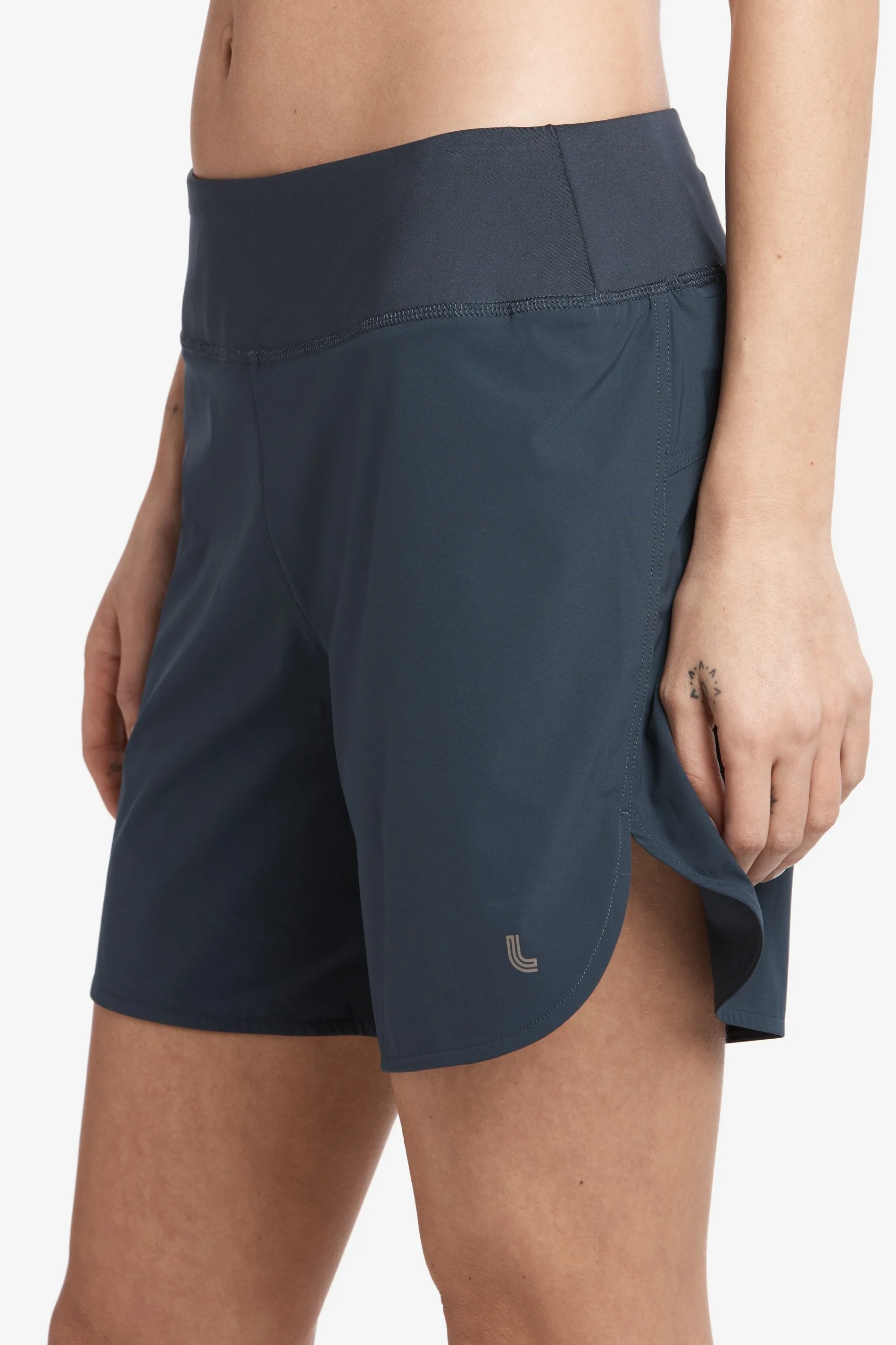 RUNNING SHORT