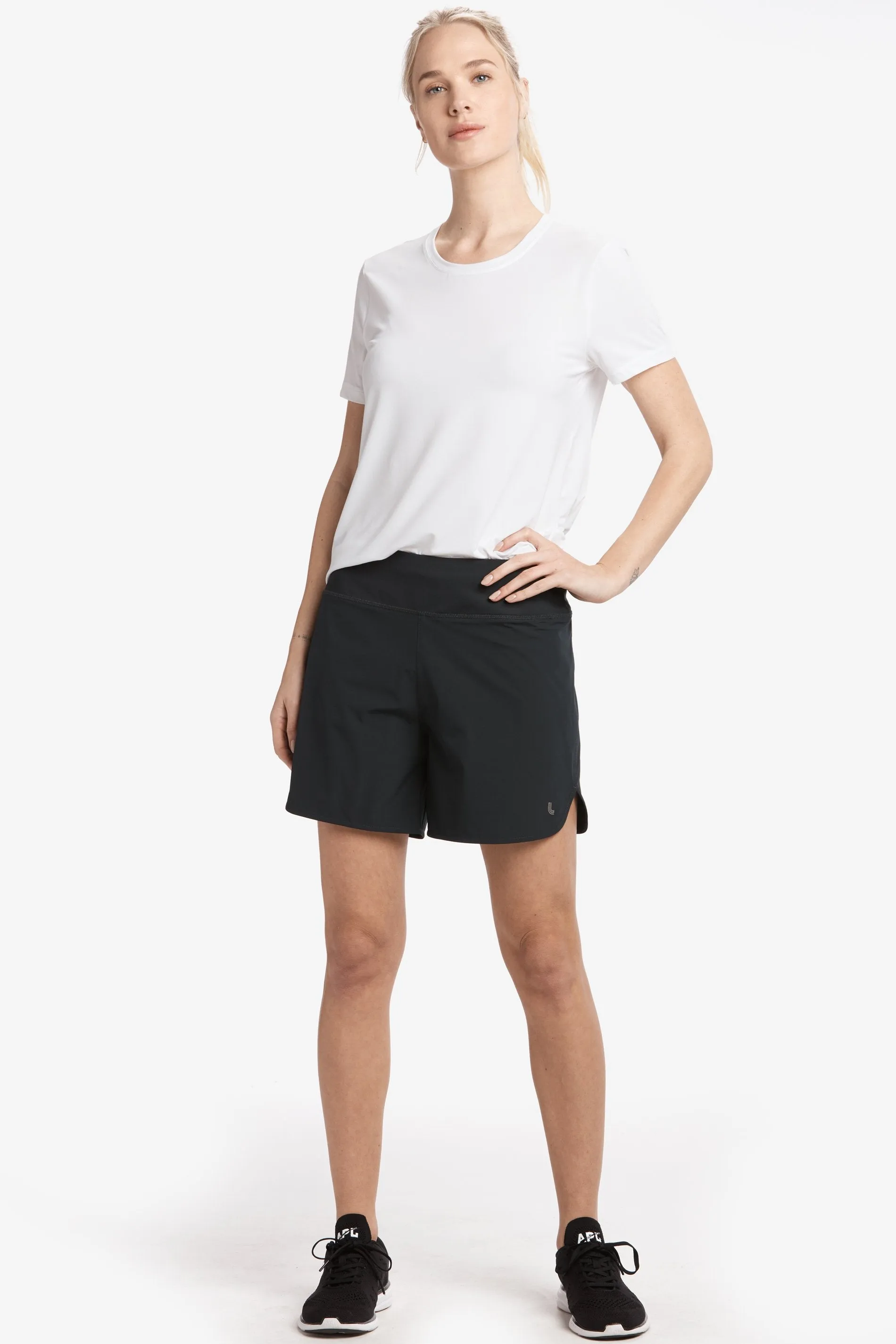 RUNNING SHORT