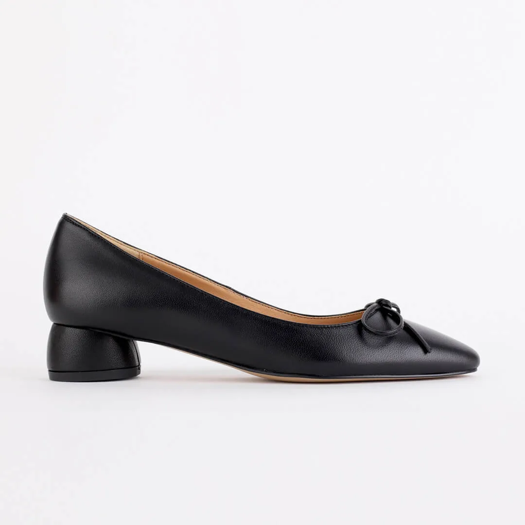 *UK size 1 - HENRIETTA - navy, 3cm heels